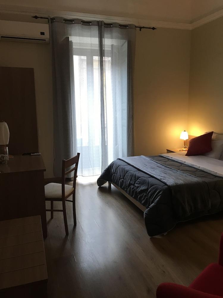 Papali Bed and Breakfast Κατάνια Εξωτερικό φωτογραφία